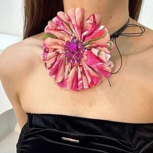 Pink Floral Pendant Necklace M499